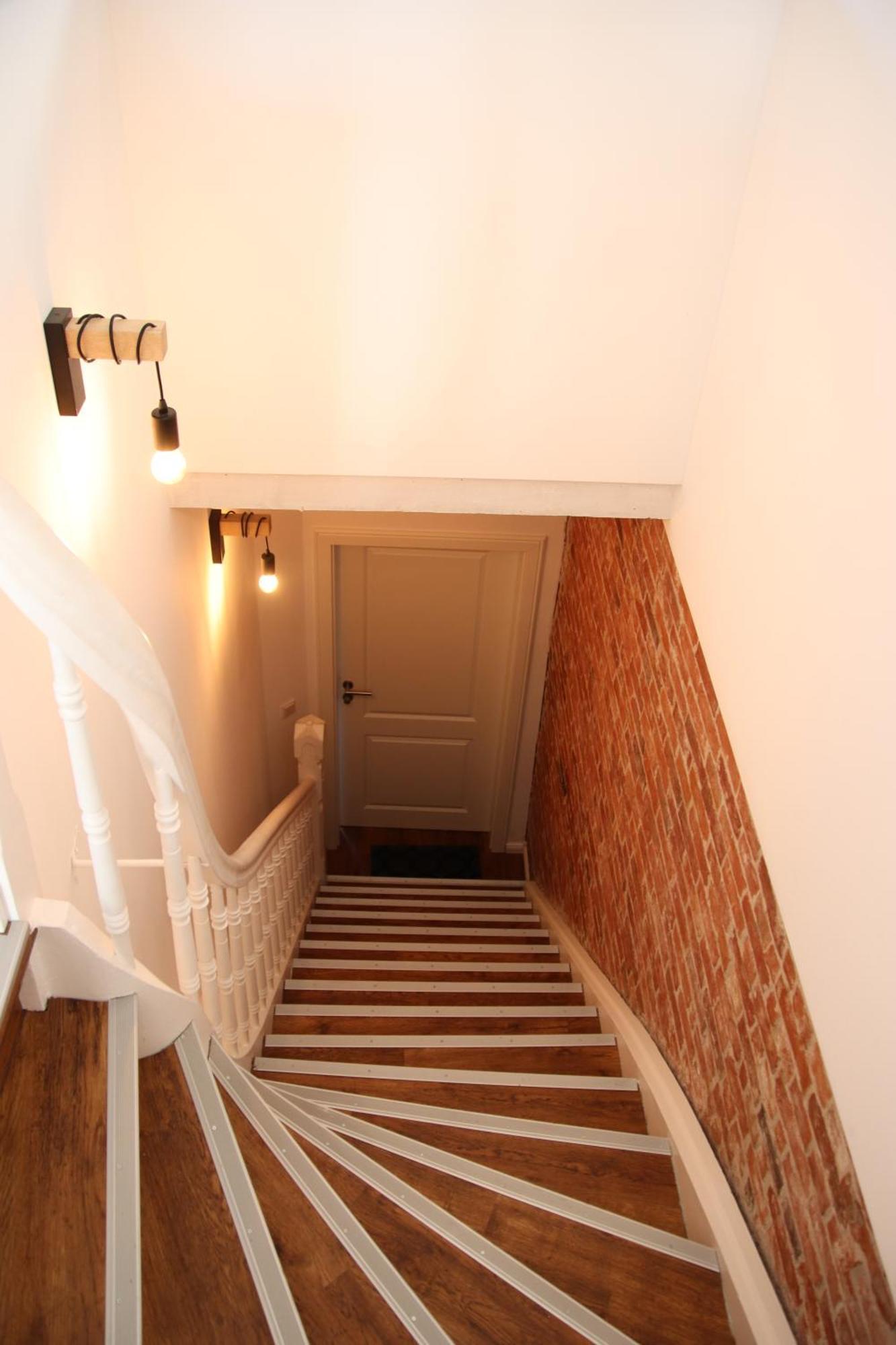 Altes Bahnhofsvorsteherhaus Wohnung Unten Husum  Esterno foto